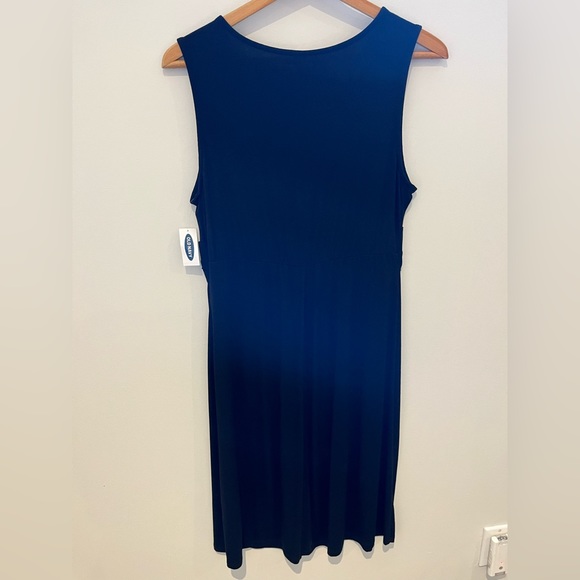 Old Navy Maternity Dress - Picture 4 of 7